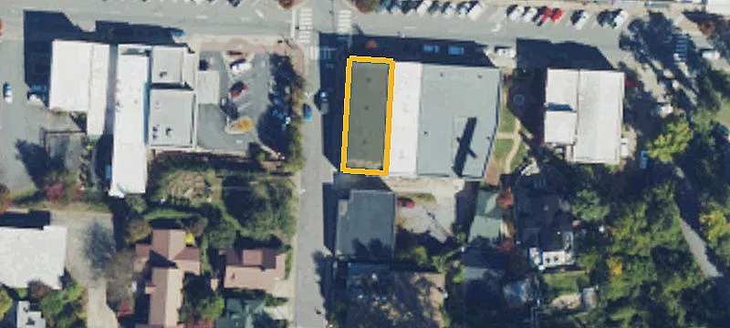581 Main St