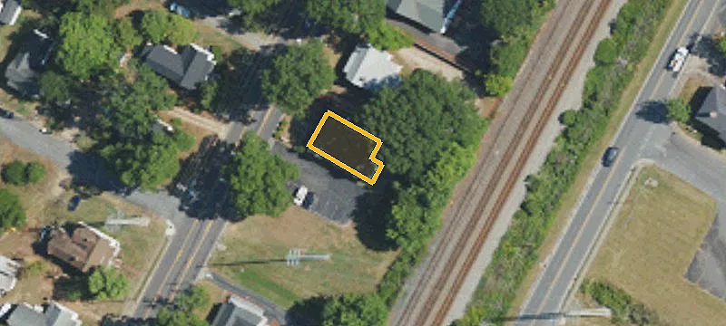 616 Main St