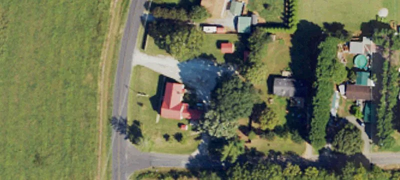 709 Gladstone Rd