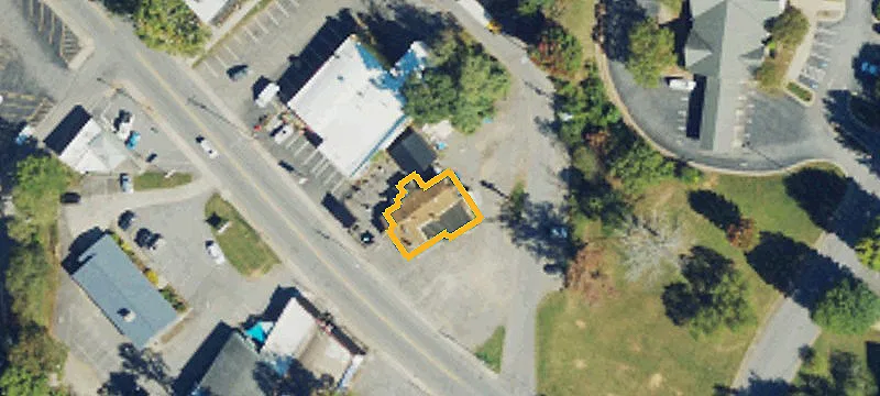1045 Haywood Rd