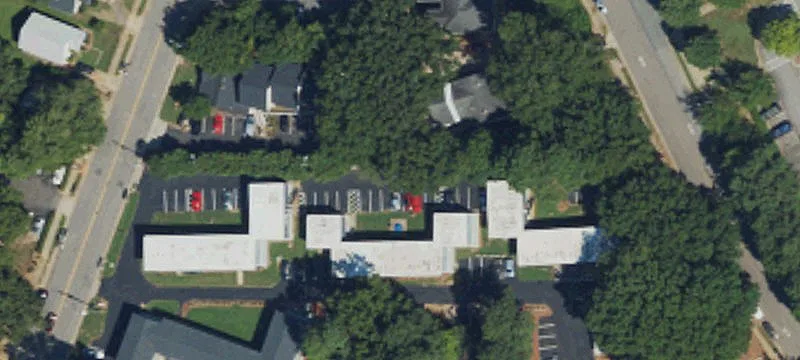 1523 Crst Rd