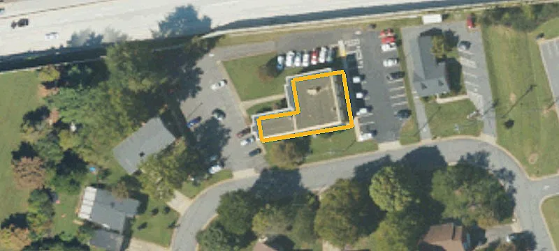 925 Thomas St, Unit 3