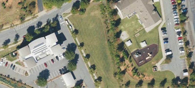 19604 Catawba Ave