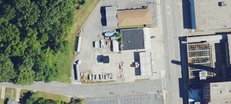 412 Scales St