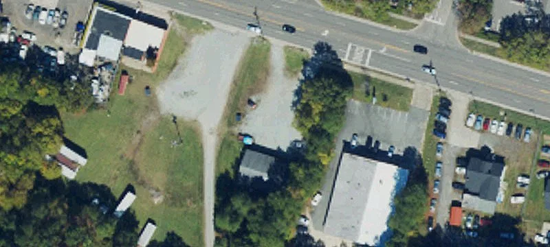 3702 Wake Frst Rd