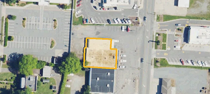 664 Scales St