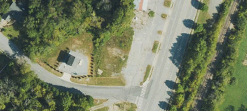 4185 Hendersonville Rd