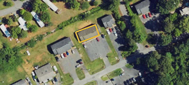 1967 Lakeview Rd