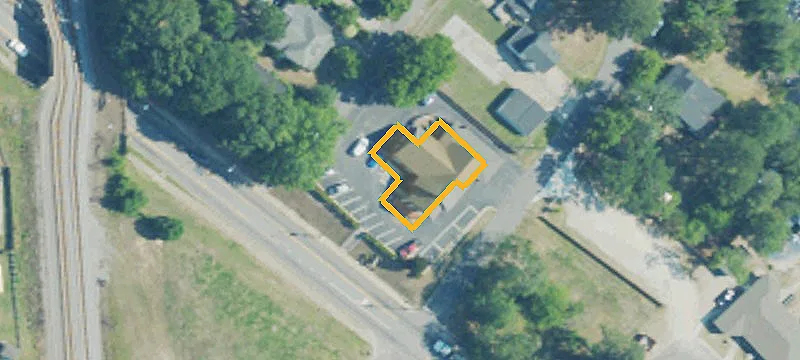 3533 Main St