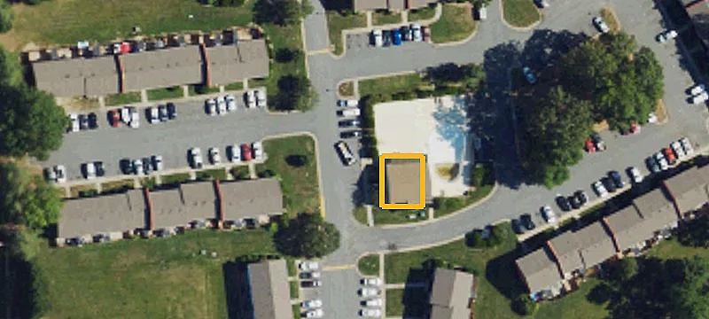 900 Lakecrest Ave
