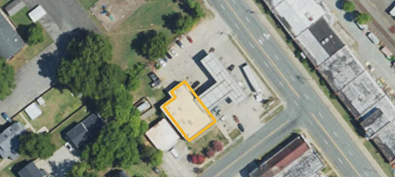 653 Webb Ave