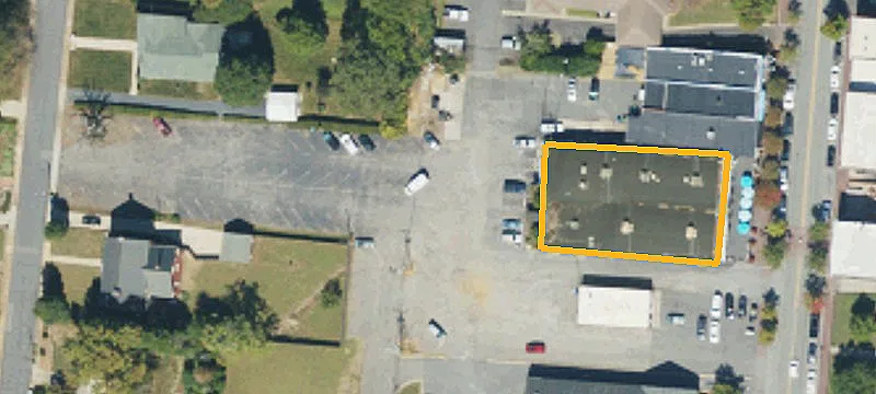 128 Main St