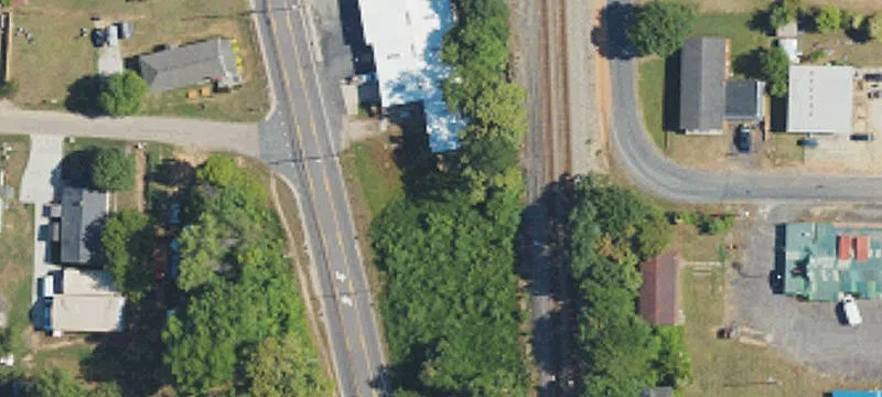 1600 Main St
