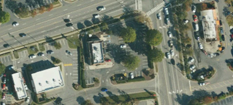 1384 Main St