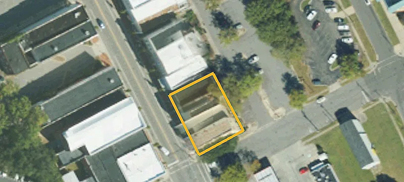 207 Main St