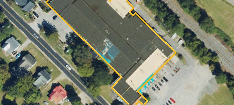 700 Main St