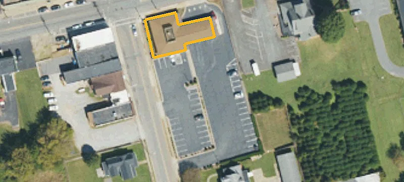 3261 Main St