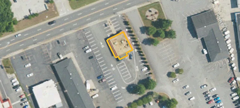 1126 Main St