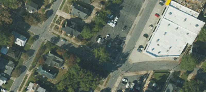 212 Jarvis St