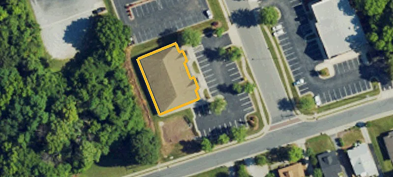 102 Bonnie Pl