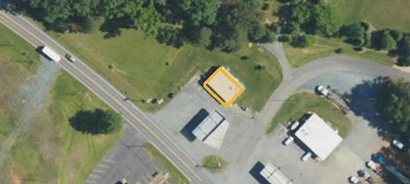 1004 Main St