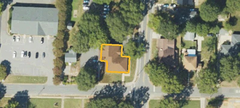 672 Carpenter Ave