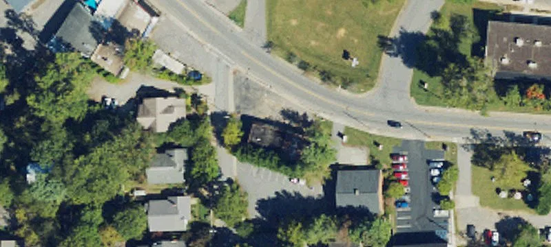 1022 Haywood Rd