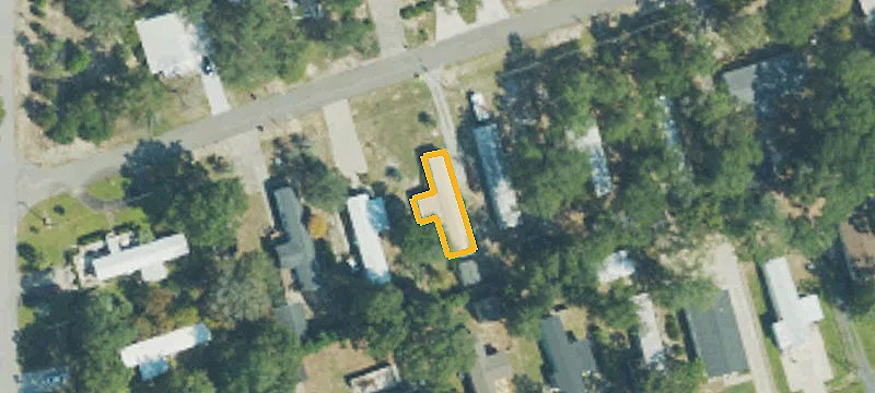 810 Live Oak Dr