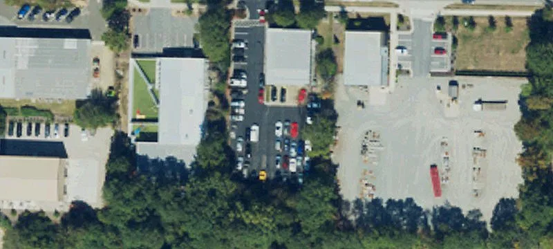 1004 Investment Blvd