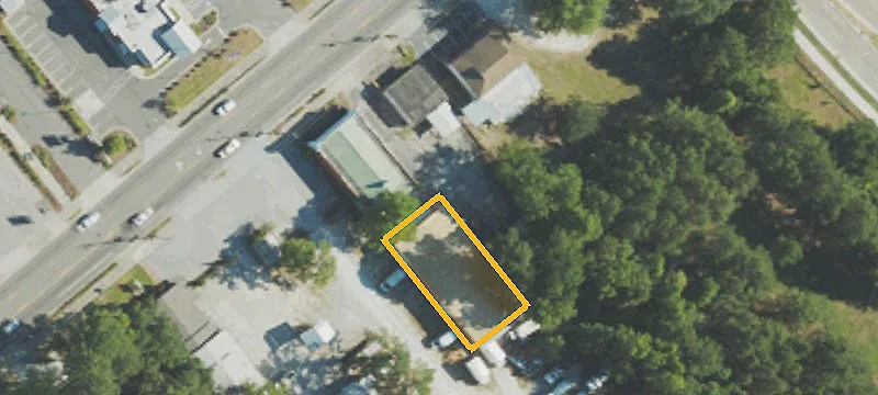 4735 Main St