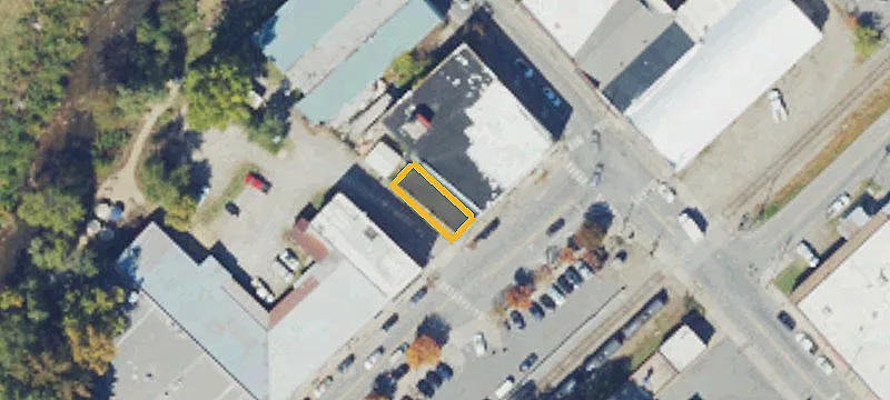 24 Commerce St