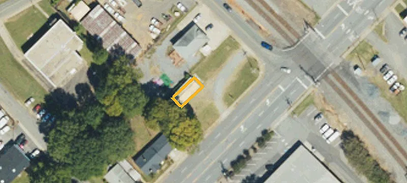 200 Main St
