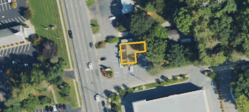 2124 Hendersonville Rd