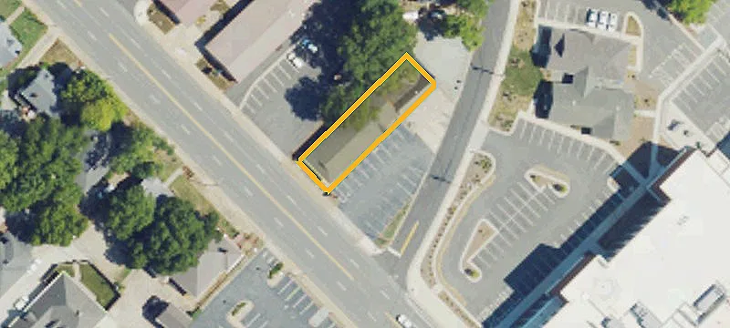 202 Ctr St