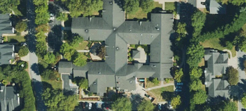 400 Thompson St