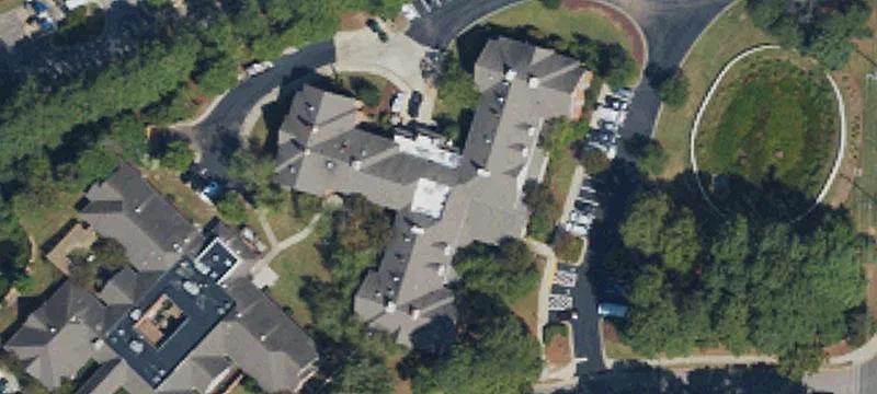 2220 Farmington Dr