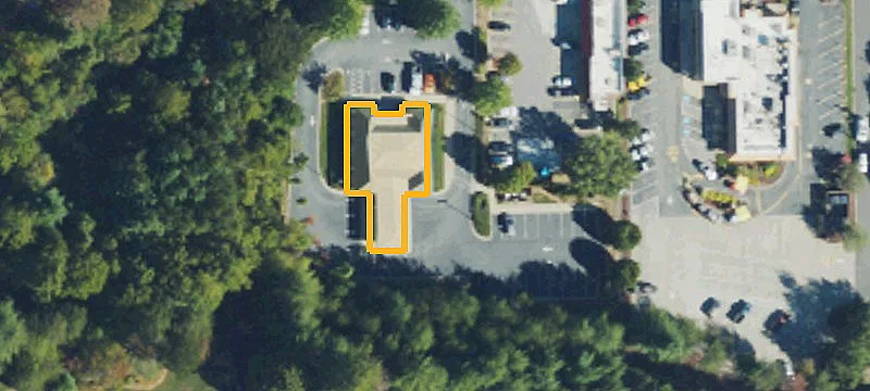 176 Weaver Blvd