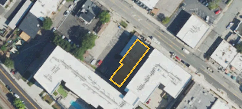 1007 Main St