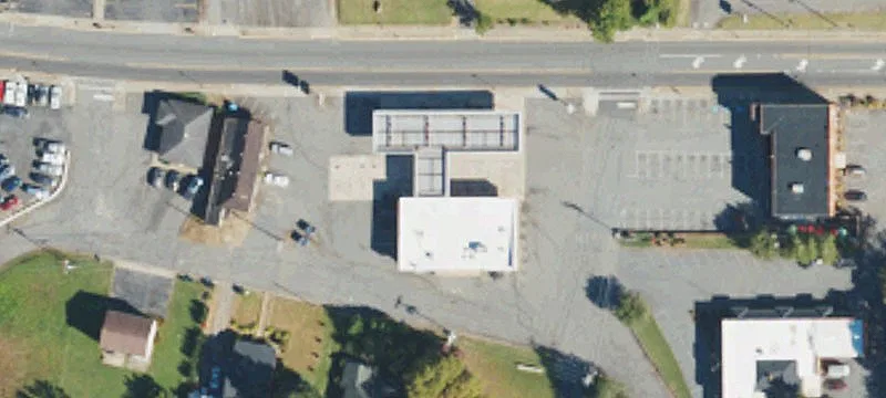 641 Main E St