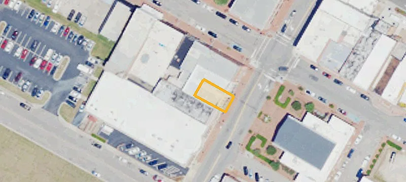 105 Main St