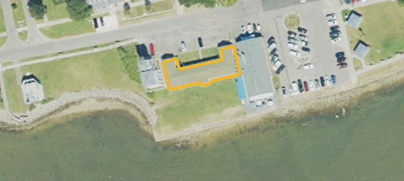 103 Bay St