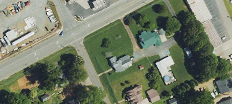 105 Dogwood Ave