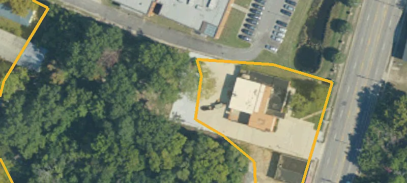 328 Gillespie St