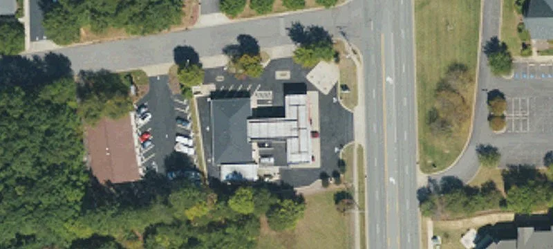 2701 Un Rd