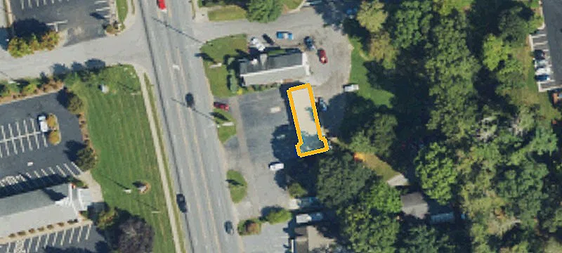 2116 Hendersonville Rd