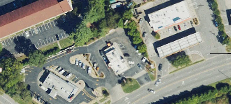 305 Smokey Park Hwy
