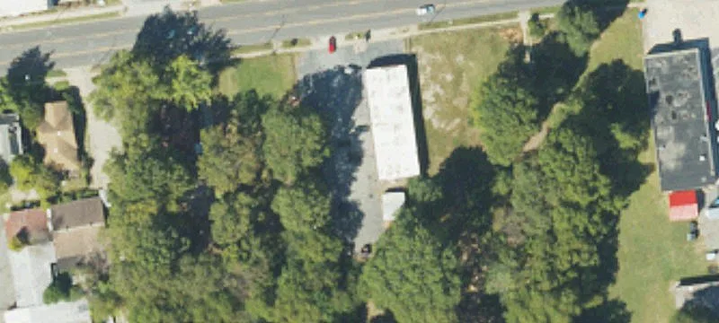 557 Main St