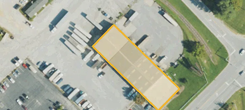 4989 Hendersonville Rd