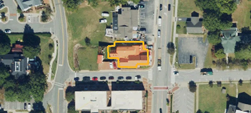 101 Main St