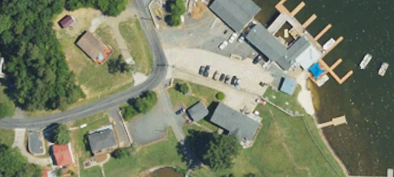 712 Berry Hl Dr
